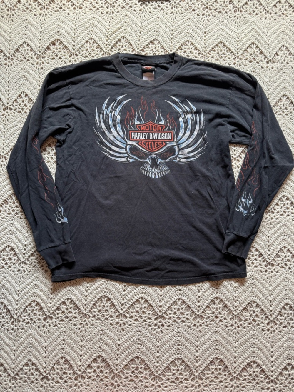 Harley-Davidson Black Long Sleeve Skull & Flame Graphic Tee Women’s Size Large